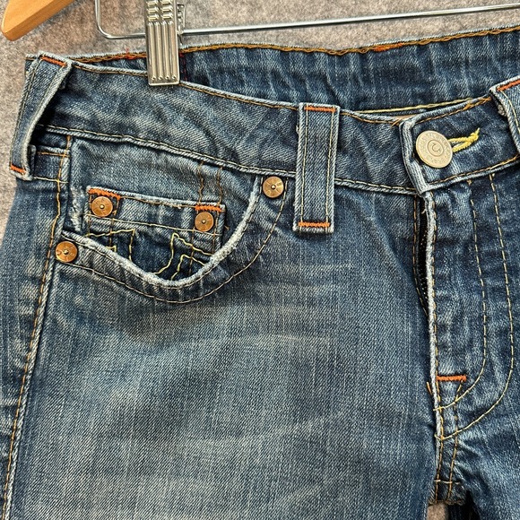 True Religion Bobby Jeans Womens Size 30 Blue Denim Bootcut Lowrise Medium Wash - Picture 2 of 16